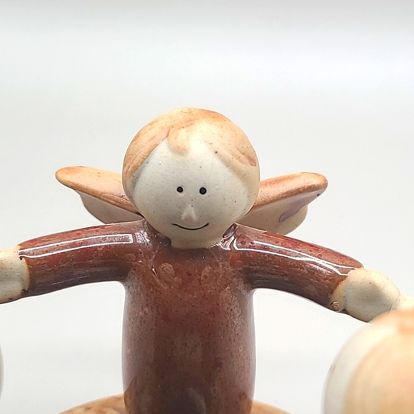 Three Angels Candleholder with Pray for Peace Around the Bottom - Picture 6 of 9